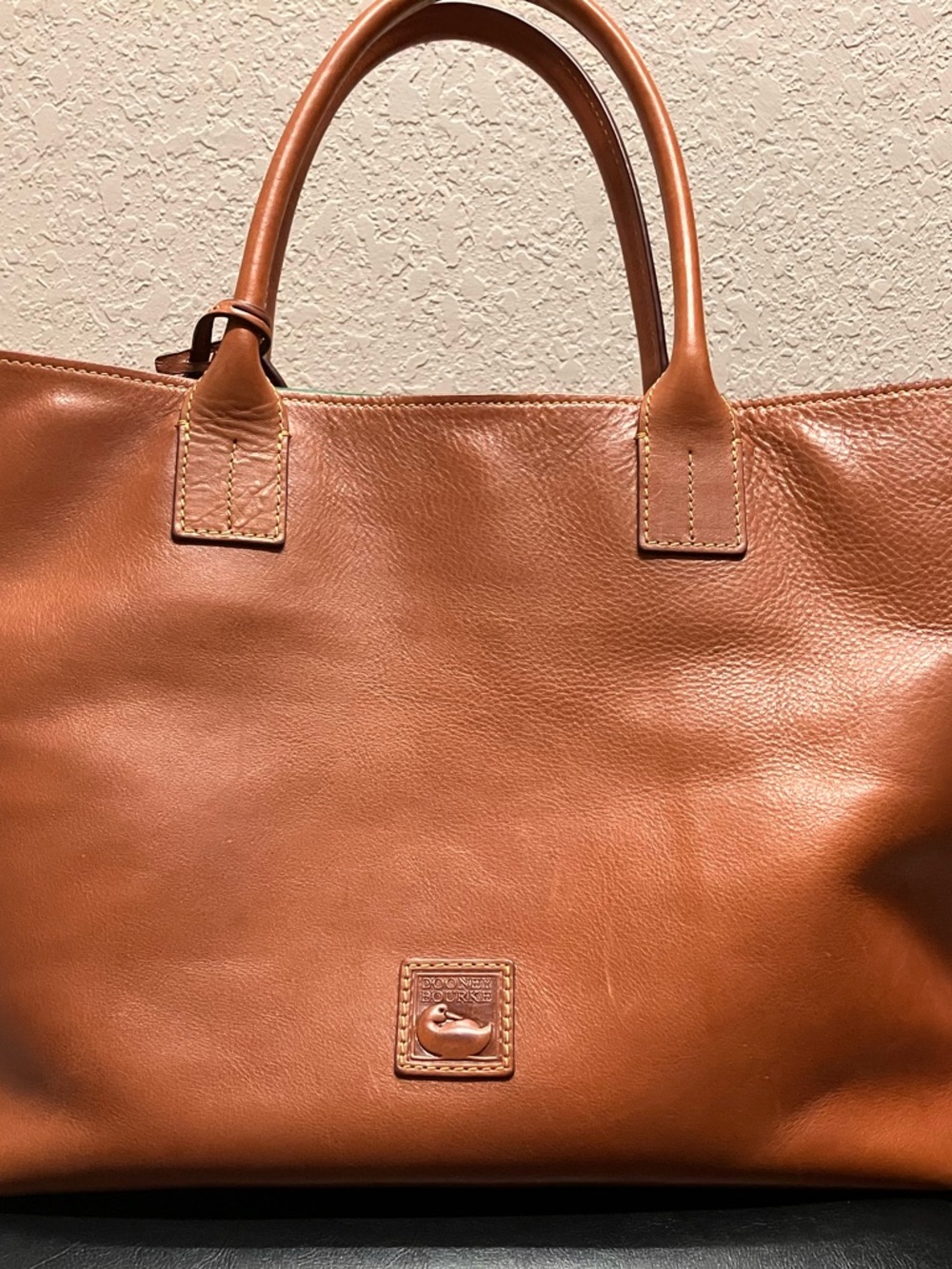 Dooney & Bourke Caramel Brown Leather Shoulder Bag Russell Medium Florentine